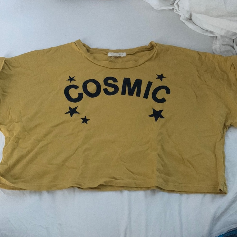 L.A. hearts yellow cropped tee